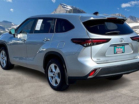 Used 2024 Toyota Highlander LE image 13