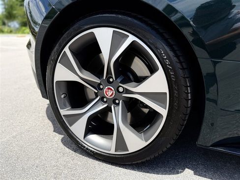 Used 2023 Jaguar F-TYPE R-Dynamic AWD/4WD image 22