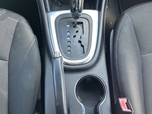 Used 2014 Dodge Avenger SE w/ Blacktop Package FWD image 9