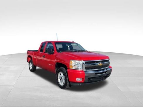 Used 2011 Chevrolet Silverado 1500 LT w/ All-Star Edition image 7