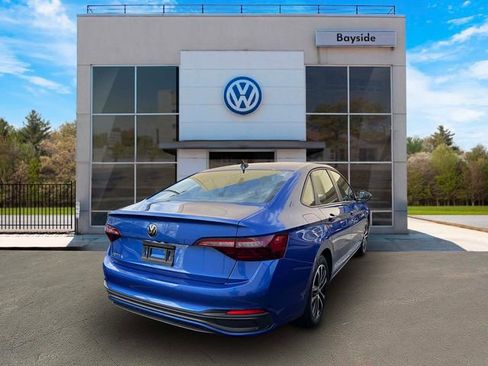 Certified 2022 Volkswagen Jetta Sport FWD image 7