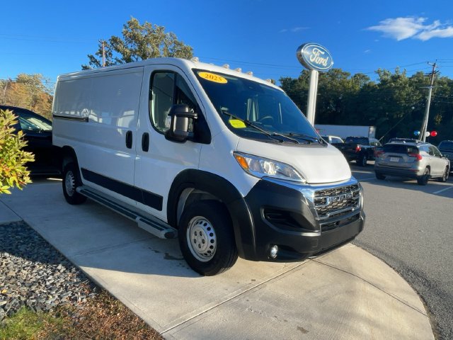Used 2025 RAM ProMaster 2500 w/ U-Haul Equipment Group FWD image 1