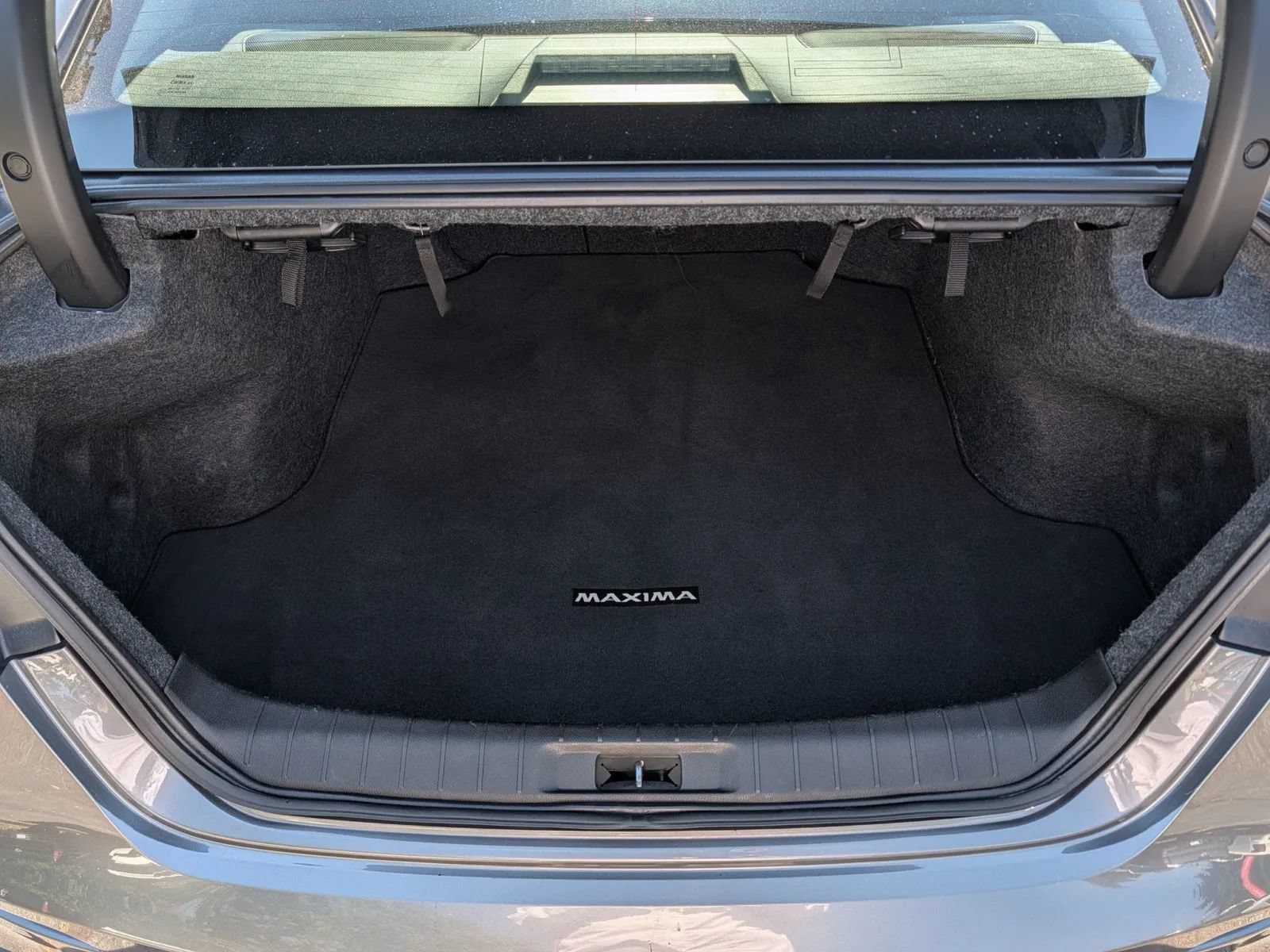 Used 2021 Nissan Maxima 3.5 SV w/ Floor Mat Group FWD image 16