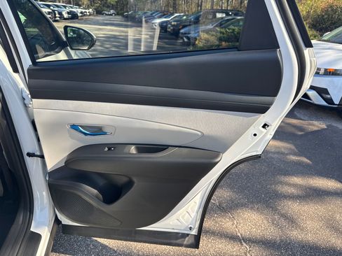 New 2026 Hyundai Tucson SEL image 16