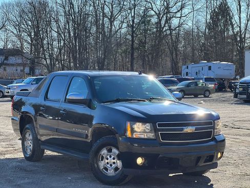 Used 2007 Chevrolet Avalanche LT w/ LT Preferred Equipment Group image 8