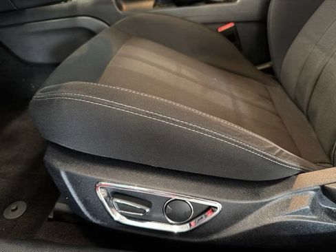 Used 2019 Ford Mustang GT RWD image 14
