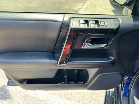 Used 2023 Toyota 4Runner TRD Off-Road Premium w/ Off Road Premium Plus Package AWD/4WD image 18