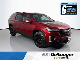 Used 2023 Chevrolet Traverse LT w/ Midnight/Sport Edition AWD/4WD video 1