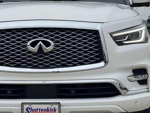 Used 2023 INFINITI QX80 Luxe w/ Cargo Package AWD/4WD image 8