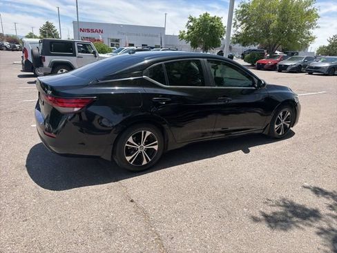 Used 2021 Nissan Sentra SV FWD image 8
