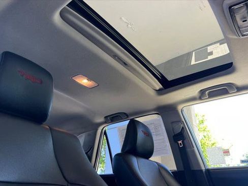 Certified 2021 Toyota 4Runner Venture w/ Moonroof Package AWD/4WD image 18