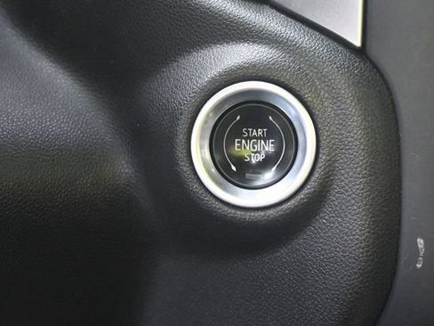 Used 2020 Chevrolet Silverado 1500 RST AWD/4WD image 26