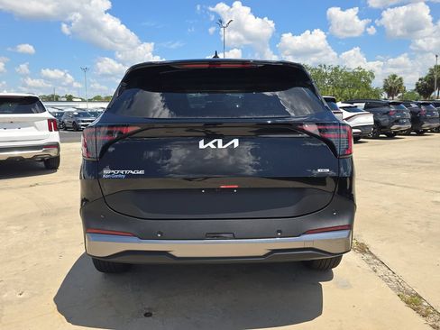 New 2026 Kia Sportage EX AWD/4WD image 7