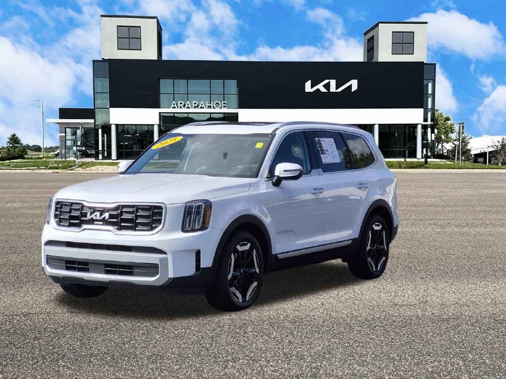 Used 2025 Kia Telluride S AWD/4WD image 4
