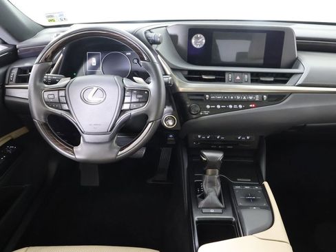 Certified 2020 Lexus ES 350 w/ Premium Package image 8
