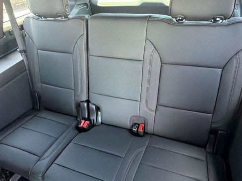 New 2026 Chevrolet Suburban High Country AWD/4WD image 18