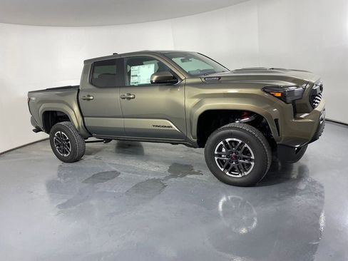 New 2026 Toyota Tacoma TRD Sport image 3