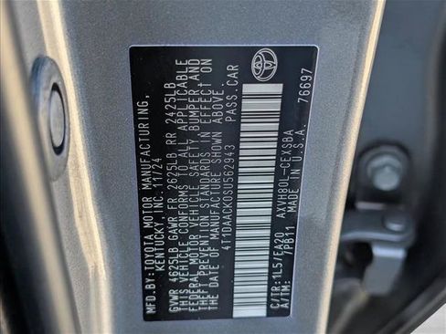 Certified 2025 Toyota Camry SE FWD image 25