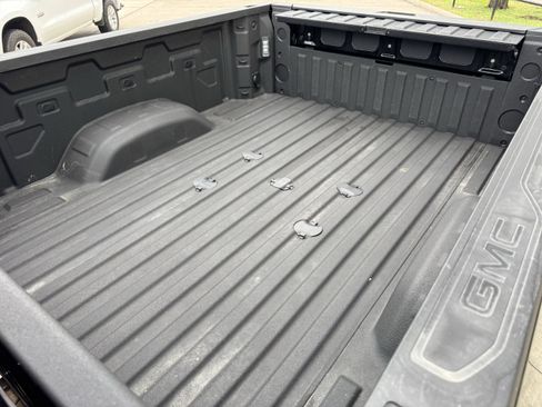 Used 2025 GMC Sierra 2500 AT4 AWD/4WD image 31