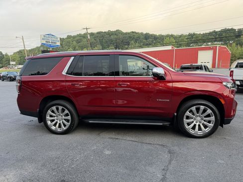 Used 2021 Chevrolet Tahoe Premier w/ Premium Package AWD/4WD image 4