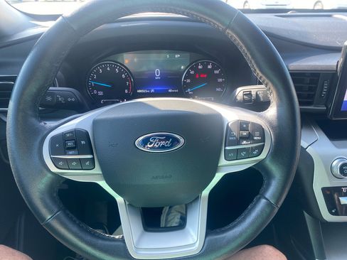 Used 2021 Ford Explorer XLT w/ Equipment Group 202A image 14