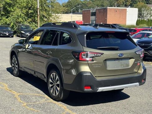 Used 2023 Subaru Outback Limited image 4