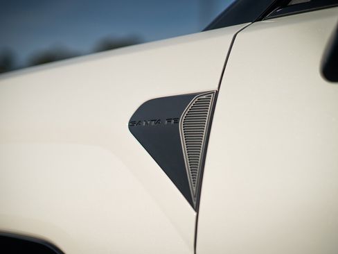 Used 2025 Hyundai Santa Fe Calligraphy w/ Tow & Go Package image 13