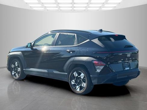Used 2025 Hyundai Kona SEL FWD image 5