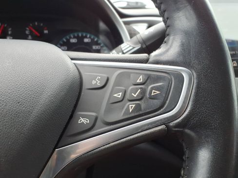Used 2022 Chevrolet Malibu RS FWD image 16