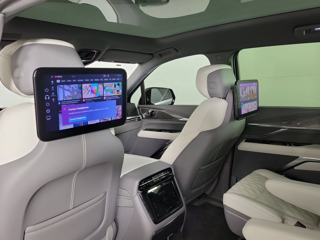 New 2026 Cadillac Escalade IQ Sport 1 w/ LPO, Floor Liner Package AWD/4WD image 13