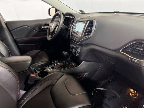 Used 2022 Jeep Cherokee Trailhawk w/ Sun, Sound & Nav Group image 29