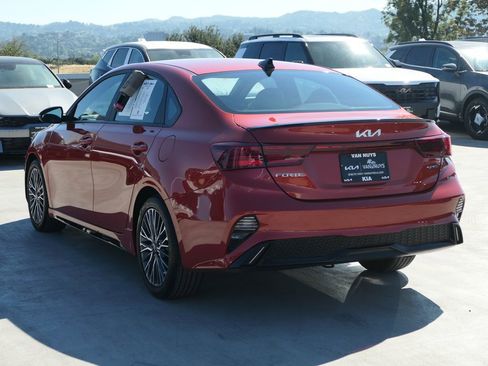 Used 2023 Kia Forte GT-Line w/ GT-Line Premium Package FWD image 7