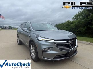 Used 2023 Buick Enclave Essence w/ Experience Buick Package AWD/4WD video 1