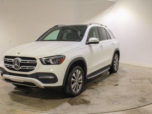 Used 2023 Mercedes-Benz GLE 450 4MATIC w/ Premium Package image 1