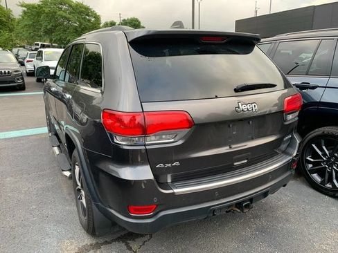 Used 2019 Jeep Grand Cherokee Limited w/ Luxury Group II AWD/4WD image 3