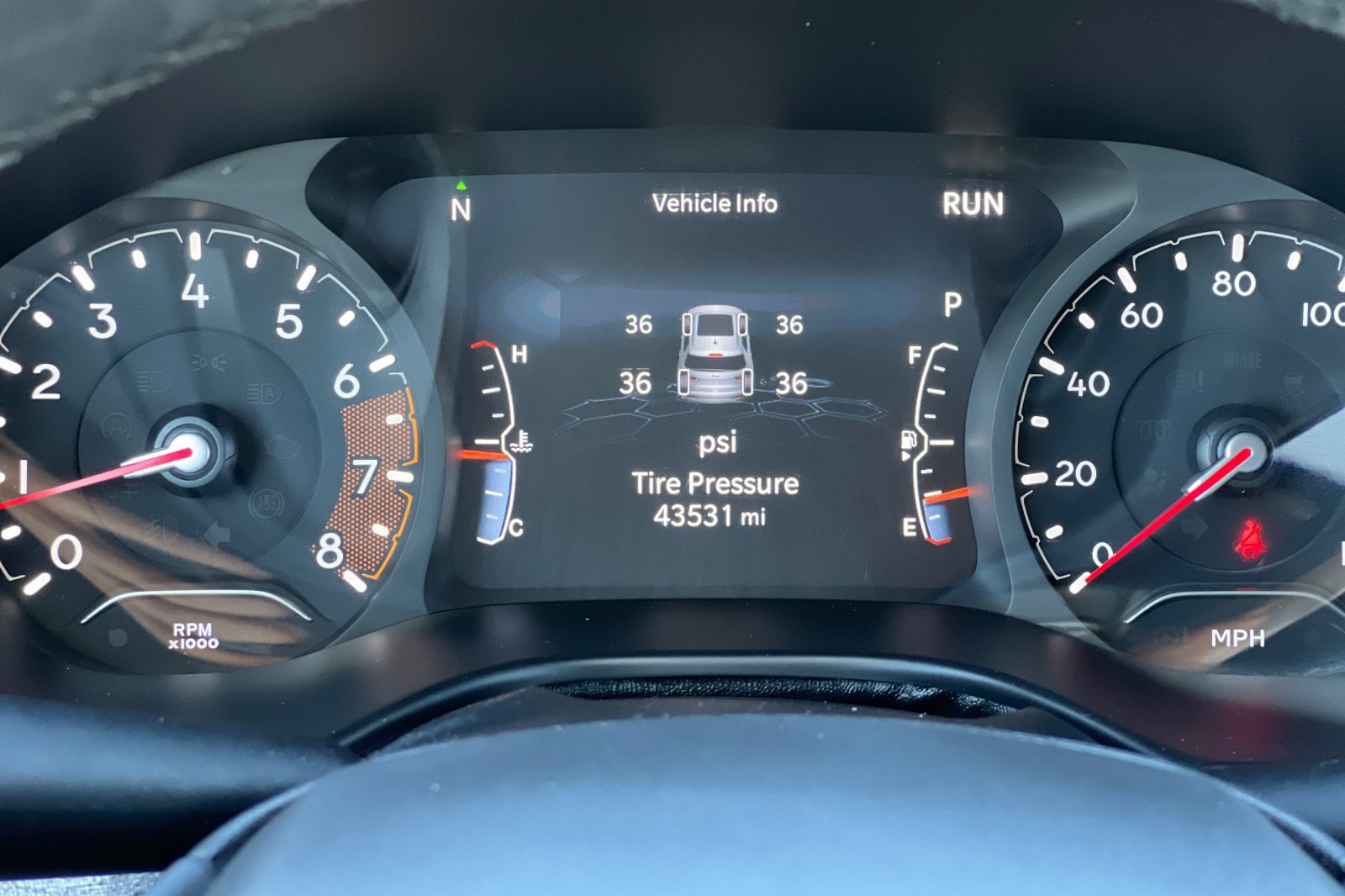 Used 2024 Jeep Compass Latitude AWD/4WD image 27