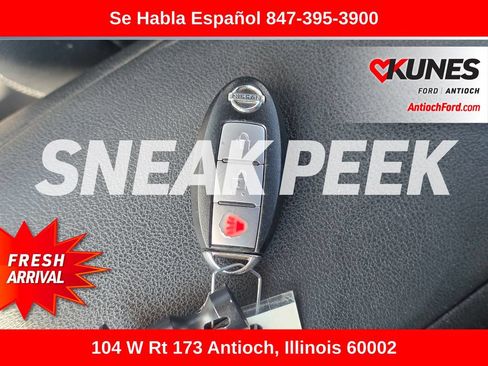 Used 2014 Nissan 370Z Touring RWD image 17