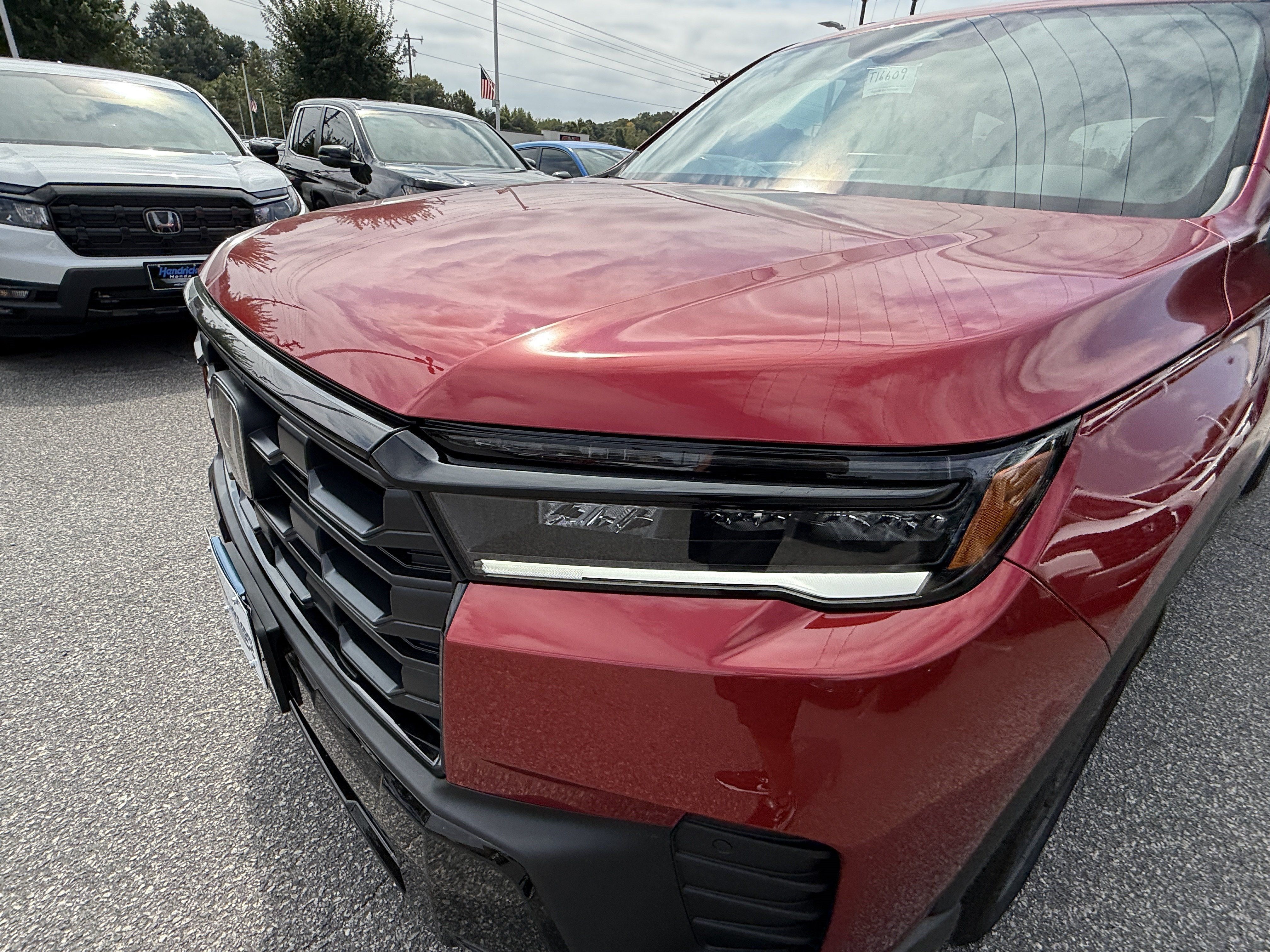 New 2026 Honda Pilot Sport image 6