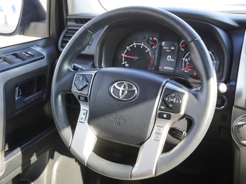 Certified 2022 Toyota 4Runner SR5 Premium image 26