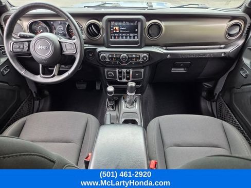 Used 2018 Jeep Wrangler Unlimited Sport S AWD/4WD image 15