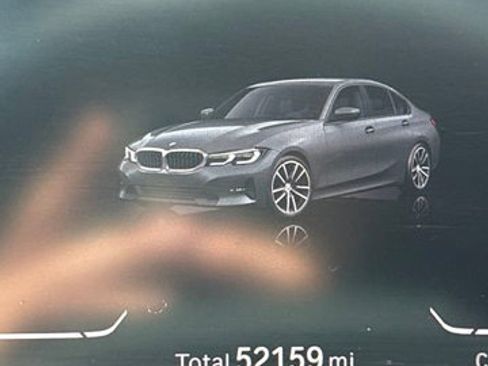 Used 2020 BMW 330i xDrive Sedan w/ Premium Package AWD/4WD image 17