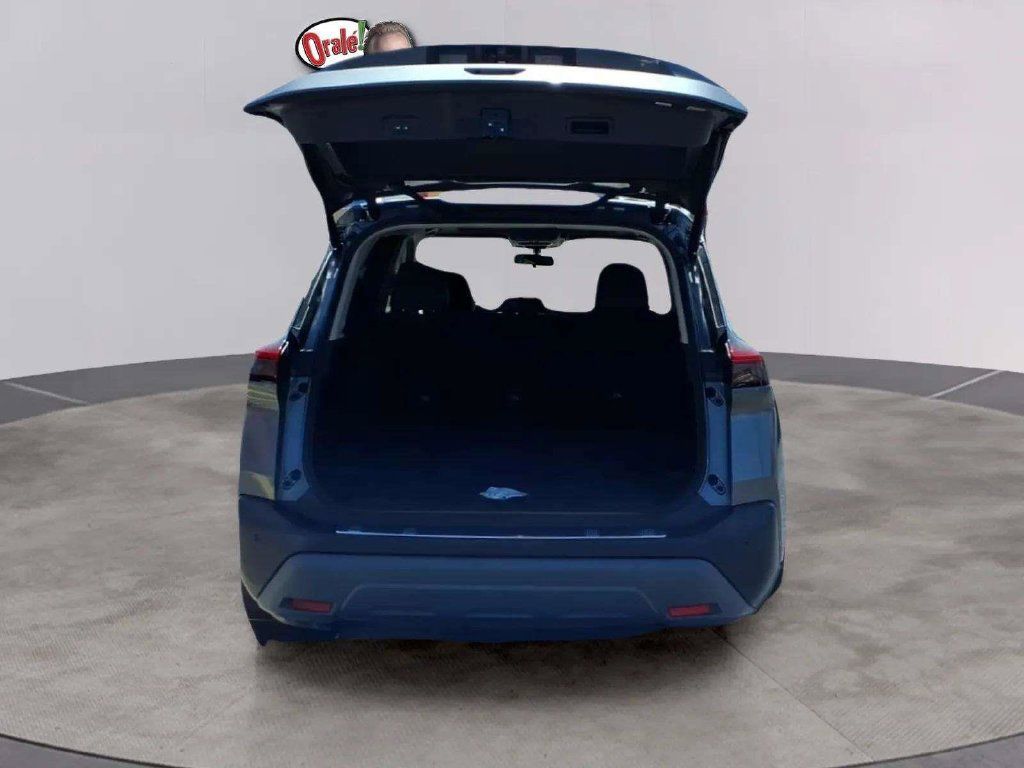 Used 2021 Nissan Rogue SV w/ Premium Package FWD image 19