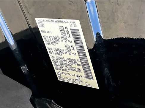 Used 2021 Nissan Rogue SV image 32