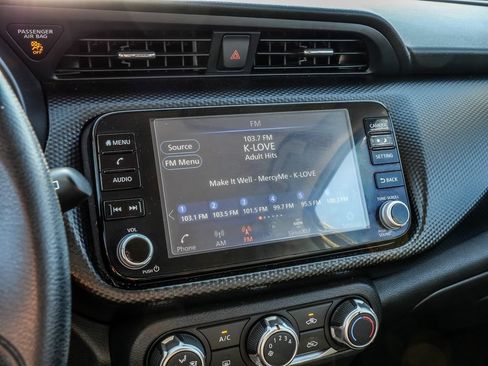 Used 2023 Nissan Kicks SV FWD image 47
