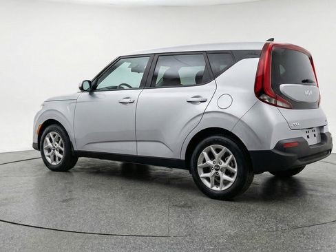Used 2025 Kia Soul FWD image 6