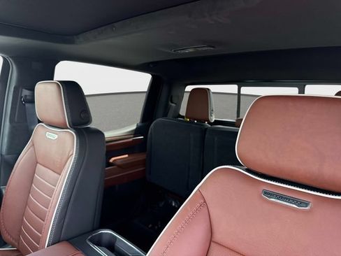 New 2026 GMC Sierra 1500 Denali Ultimate AWD/4WD image 17
