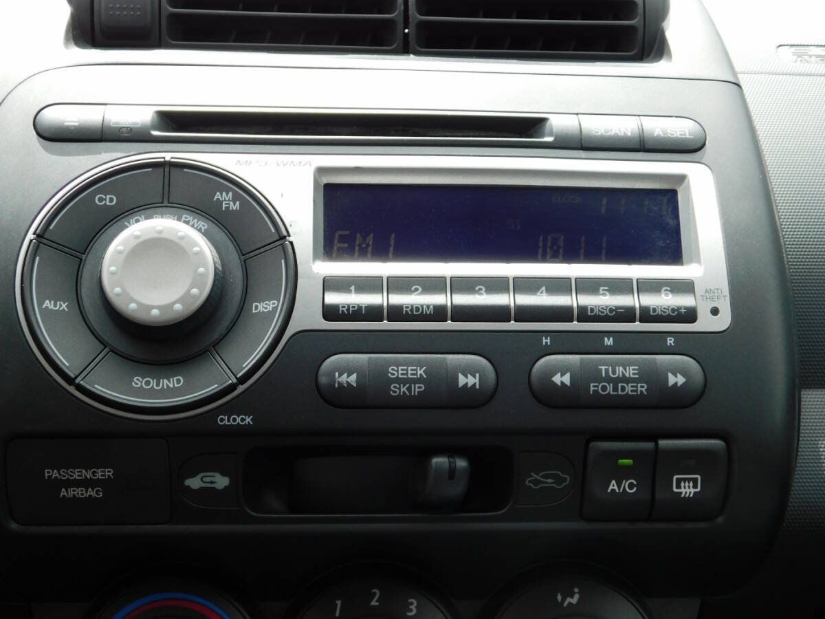 Used 2008 Honda Fit Sport image 12