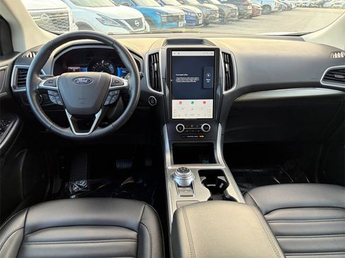Used 2022 Ford Edge SEL image 21