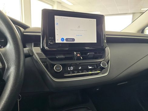 Used 2026 Toyota Corolla LE FWD image 28
