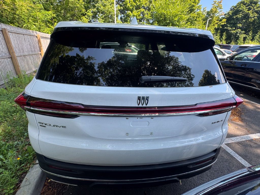 Used 2026 Buick Enclave Preferred AWD/4WD image 5